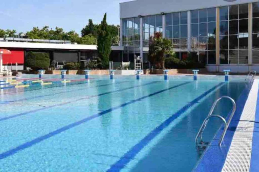 Sejour Detente Au Coeur De Macon Spa,Cine,Bouteille Offerte Bagian luar foto