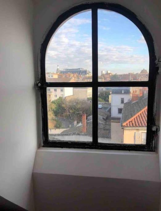 Sejour Detente Au Coeur De Macon Spa,Cine,Bouteille Offerte Bagian luar foto